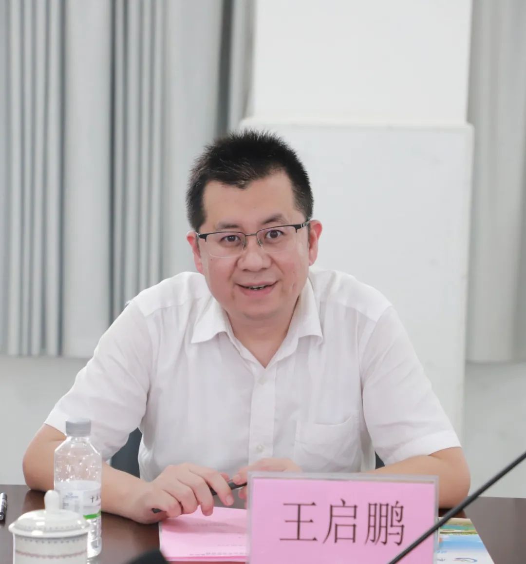 广西玉柴机器集团王启鹏一行赴pp电子开展校企合作交流