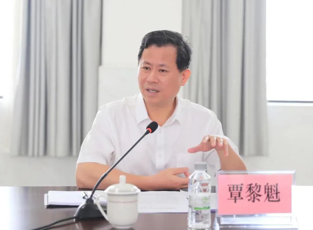 集团党委书记、董事长覃黎魁到pp电子官方网站调研