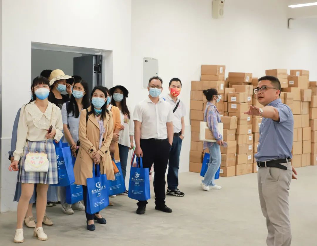 广西物资学校到pp电子开展中高职融合交流活动